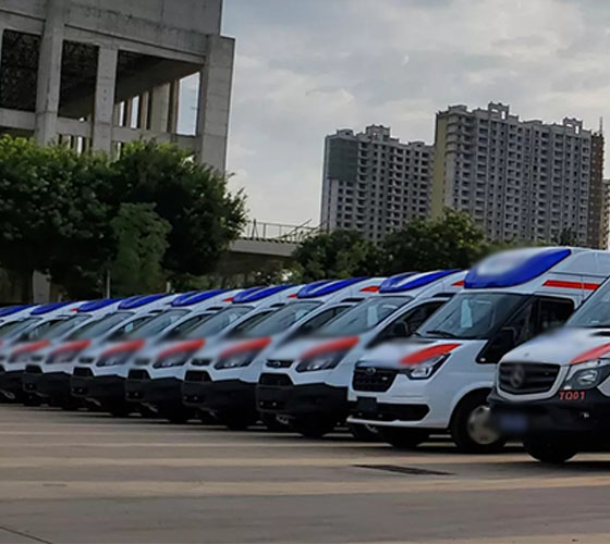 塔城市服务车队展示